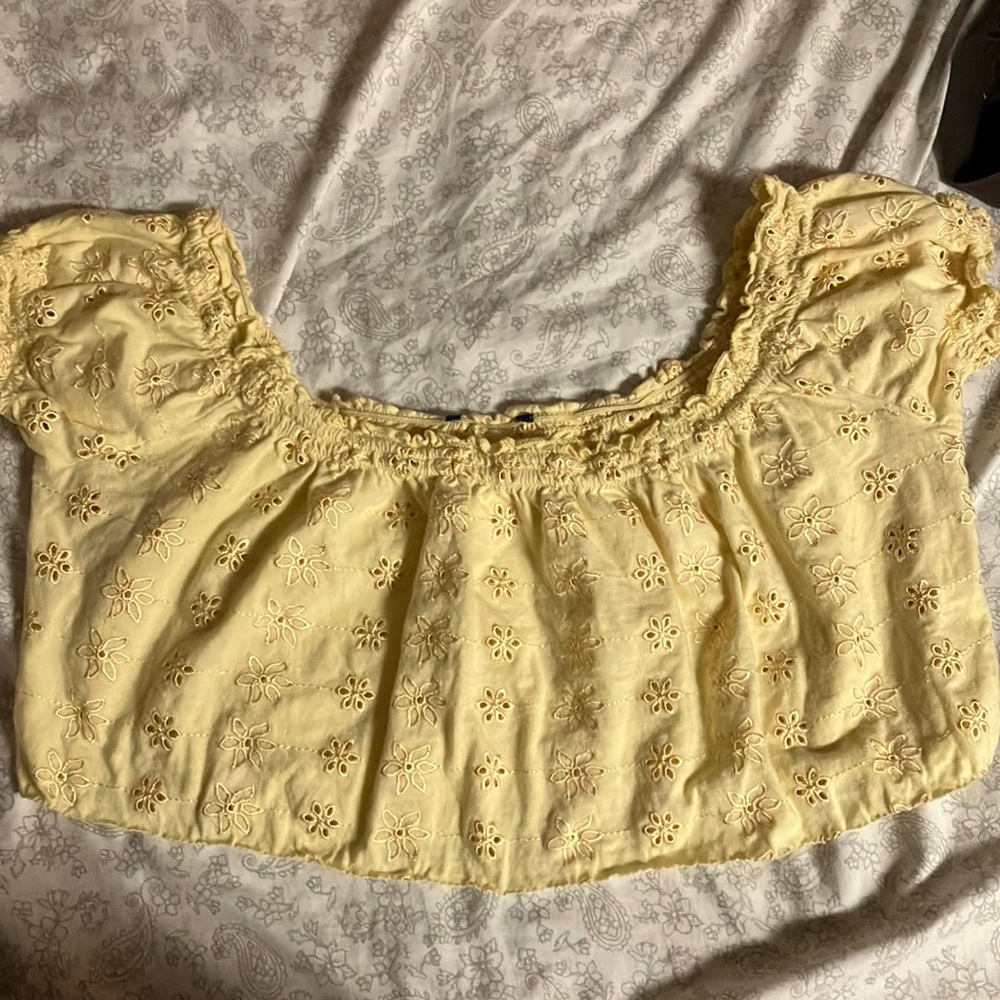 YELLOW FLORAL CROP TOP